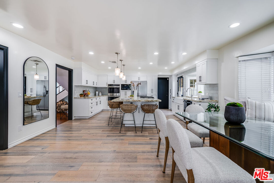 4665 San Feliciano Dr