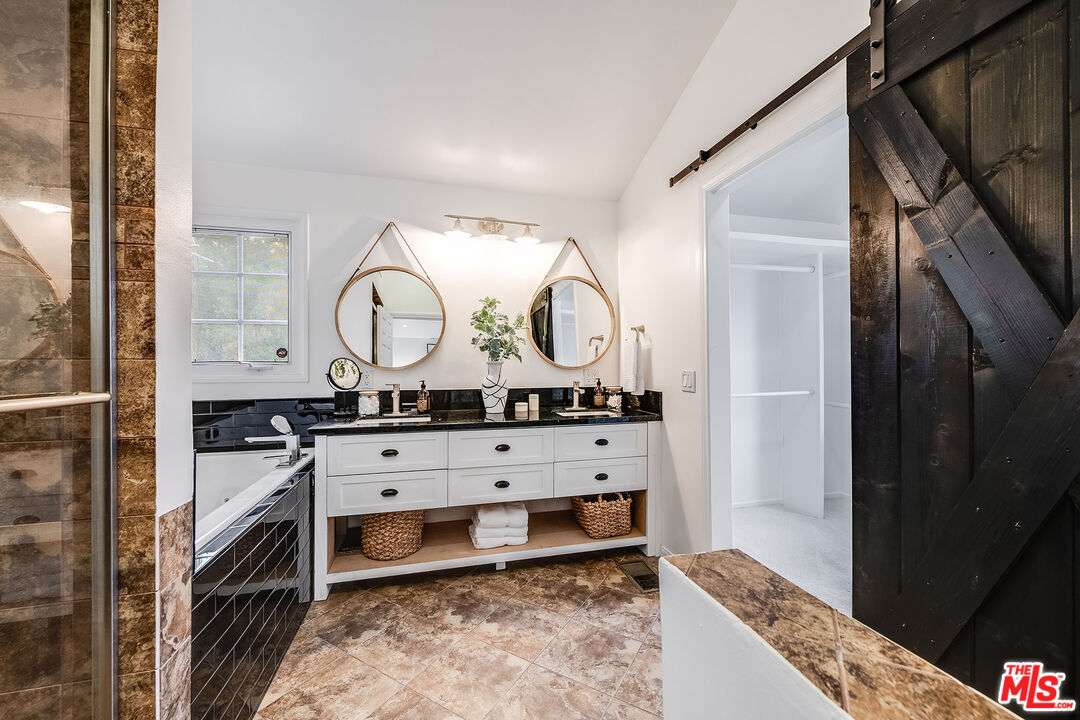 4665 San Feliciano Dr