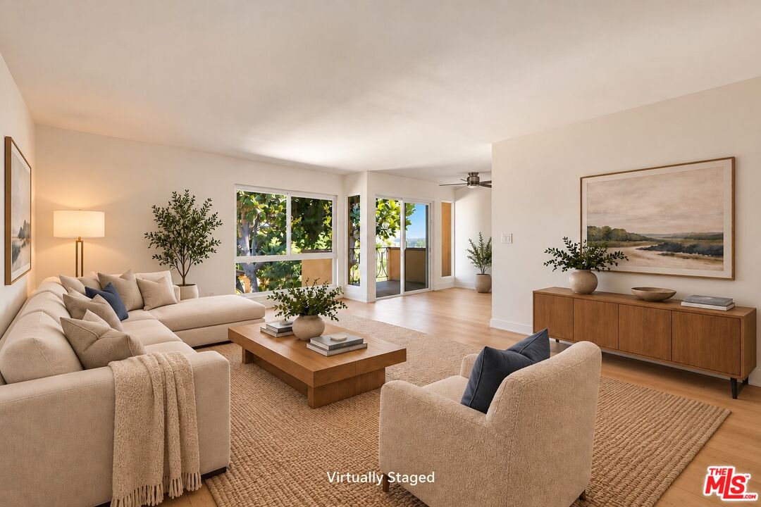 970 Palm Ave Unit: 211