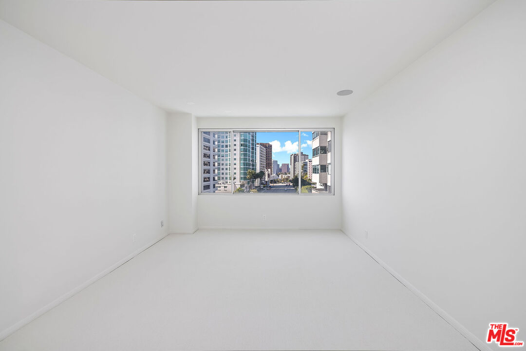 875 Comstock Ave Unit: 9D