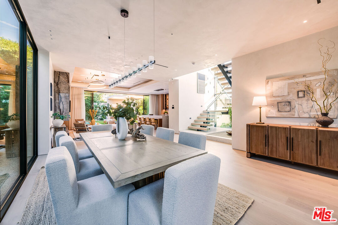 524 N Sierra Bonita Ave