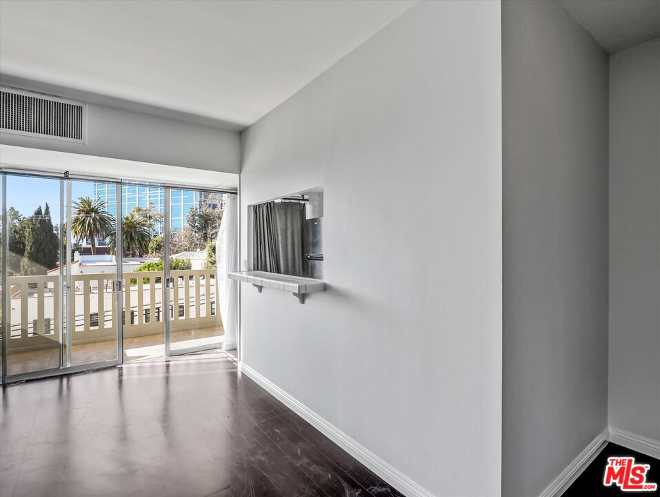 999 N Doheny Dr Unit: 311