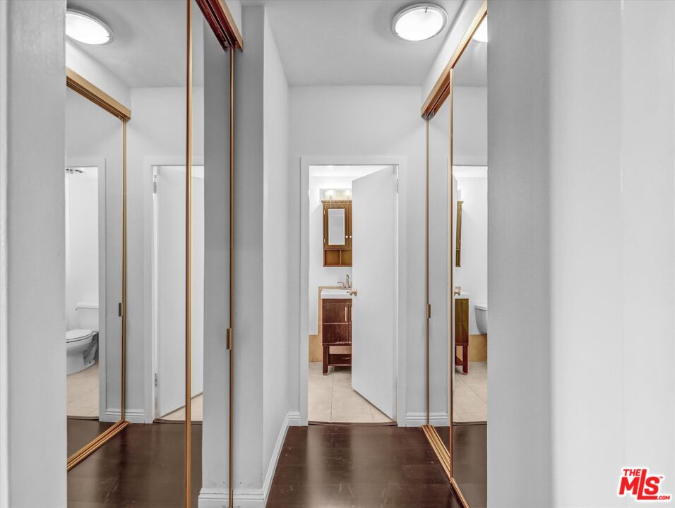 999 N Doheny Dr Unit: 311