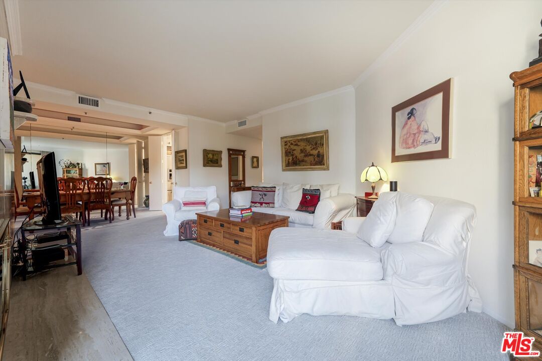 2131 Century Park Ln Unit: 203