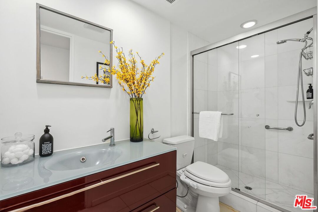 10433 Wilshire Blvd Unit: 602