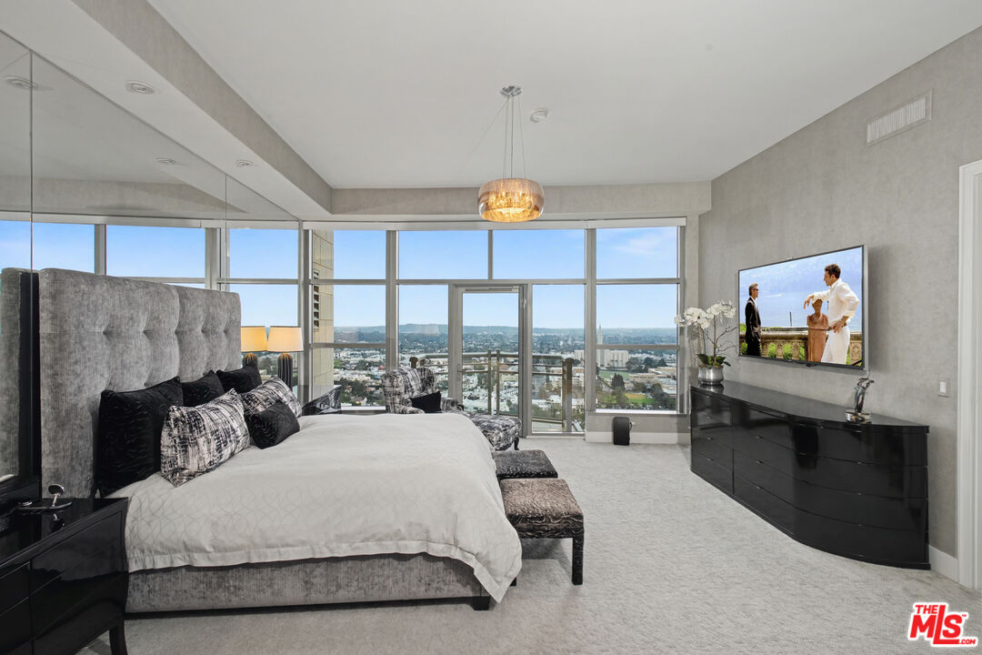 10776 Wilshire Blvd Unit: 1802