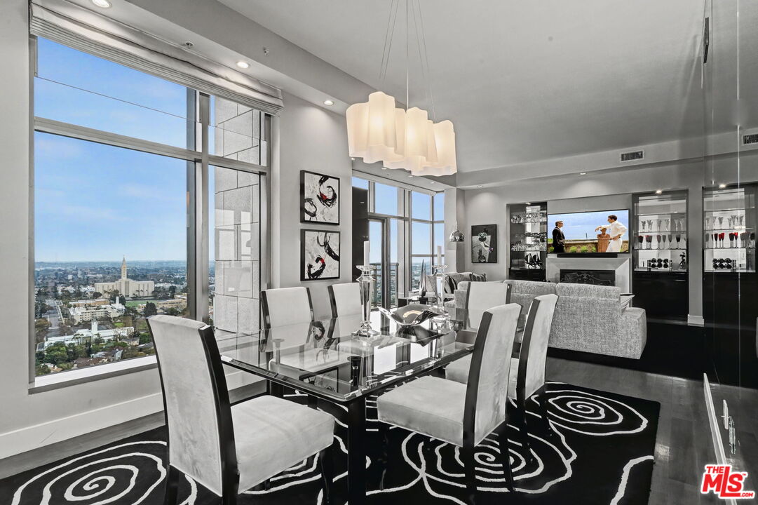 10776 Wilshire Blvd Unit: 1802