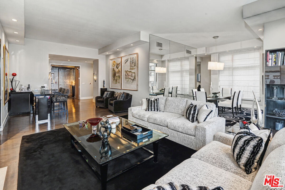 10776 Wilshire Blvd Unit: 1802