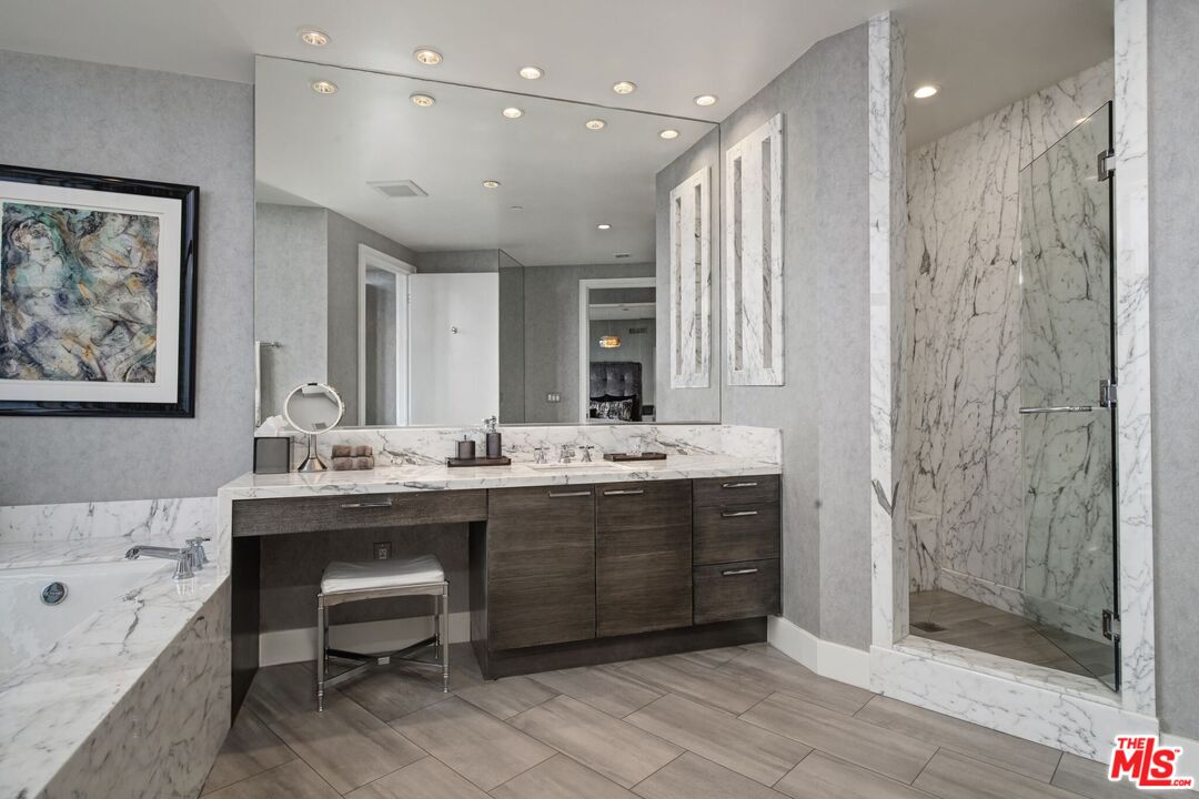 10776 Wilshire Blvd Unit: 1802