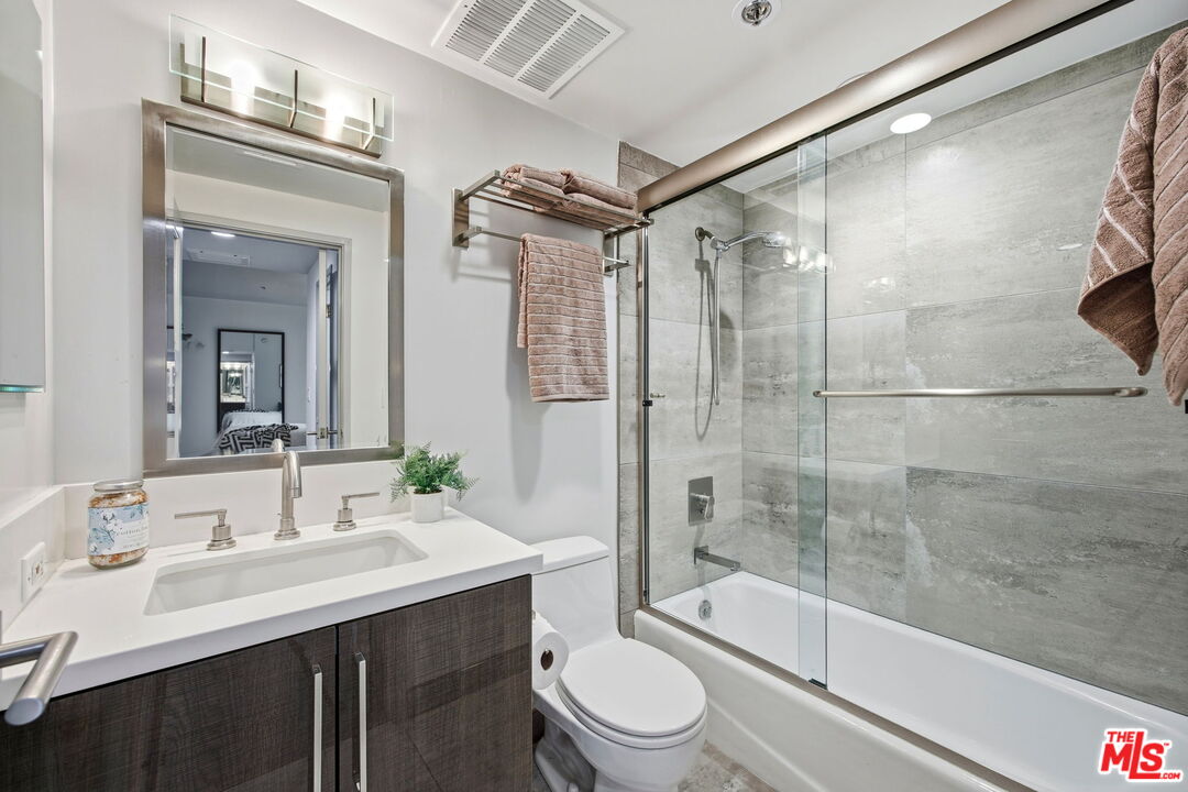 10660 Wilshire Blvd Unit: 804