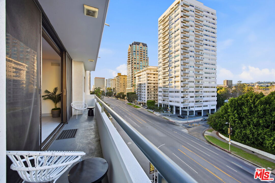 10660 Wilshire Blvd Unit: 804