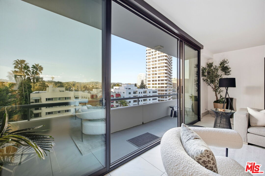 10660 Wilshire Blvd Unit: 804