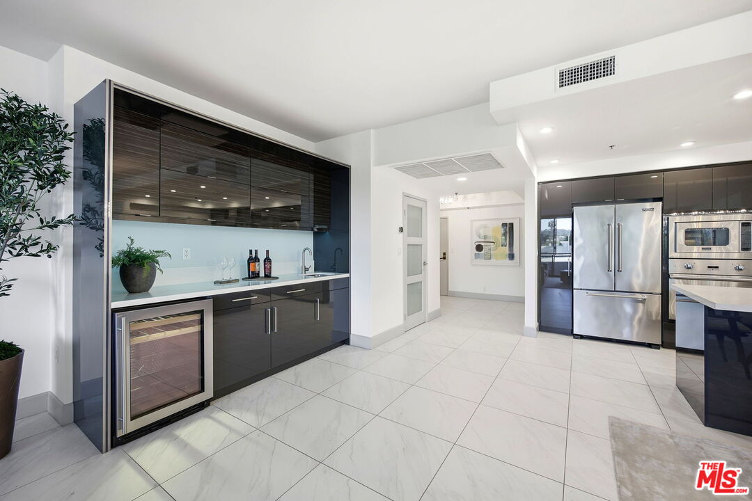 10660 Wilshire Blvd Unit: 804