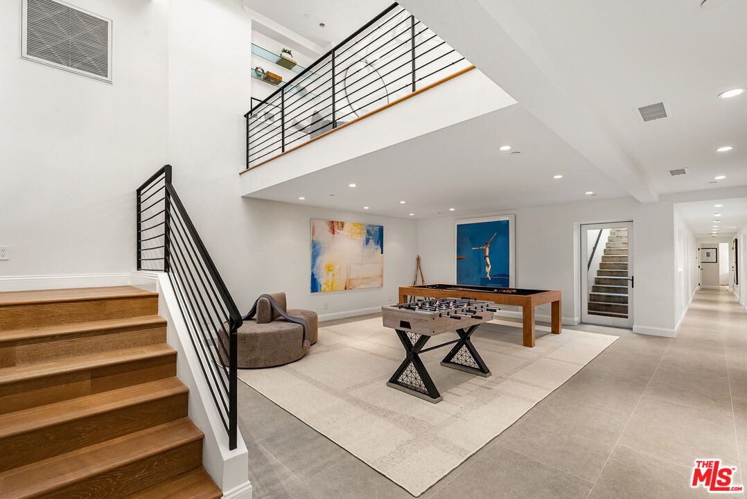 530 N Alta Vista Blvd