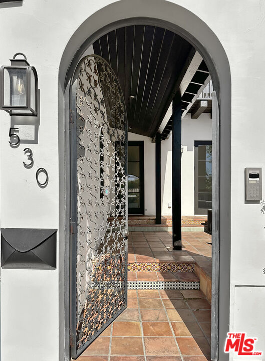 530 N Alta Vista Blvd