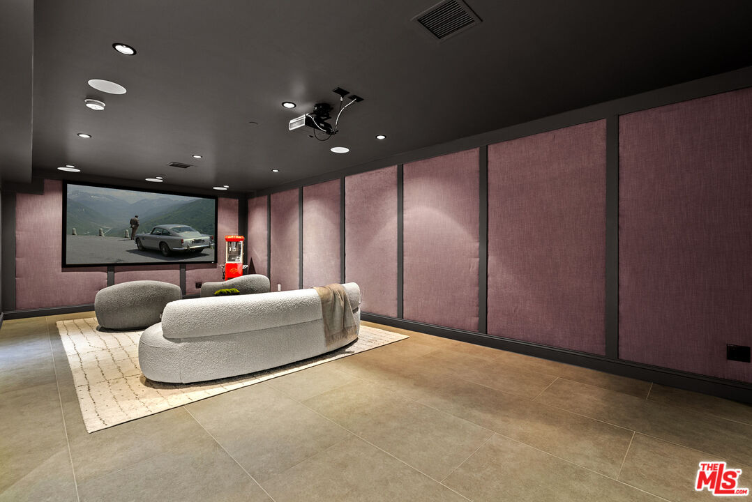 530 N Alta Vista Blvd