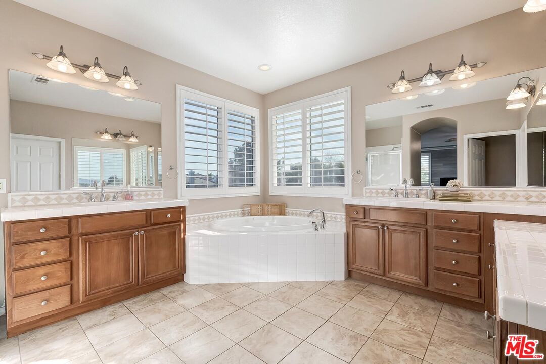 23834 Rio Ranch Way