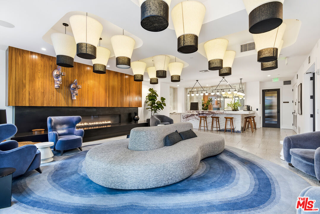 10777 Wilshire Blvd Unit: 403