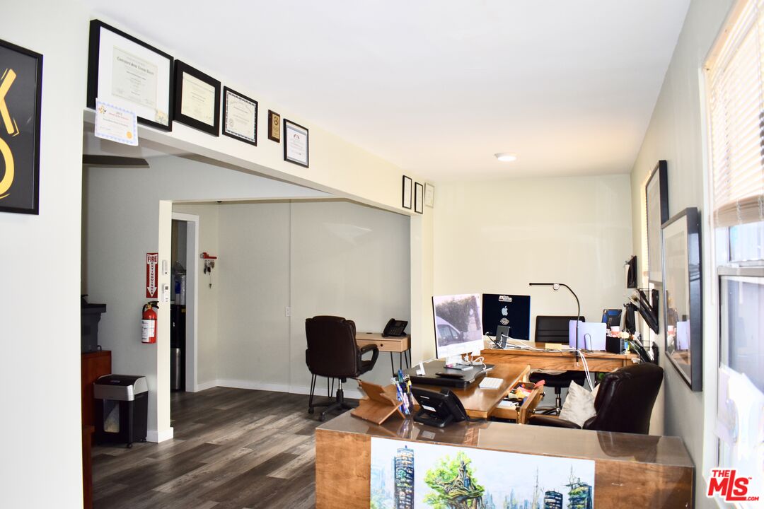 9373 Fern St