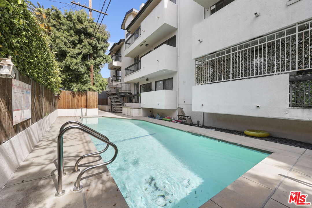 723 Westmount Dr Unit: 206