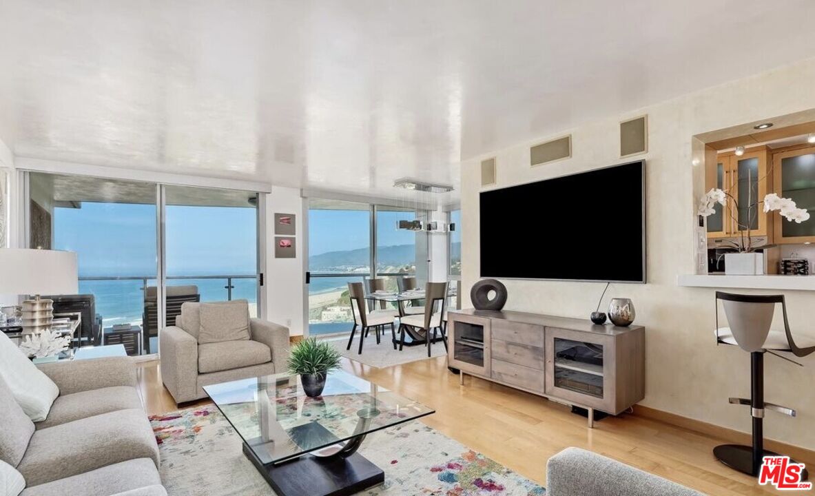 201 Ocean Ave Unit: 609P