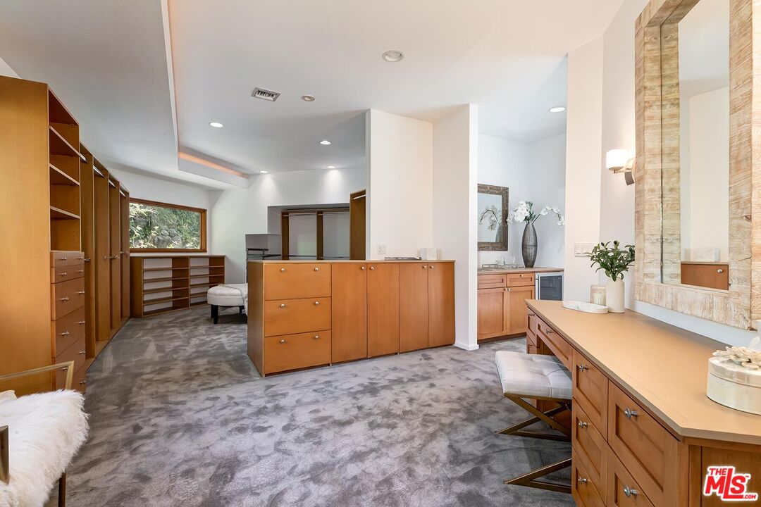 4463 Bergamo Dr