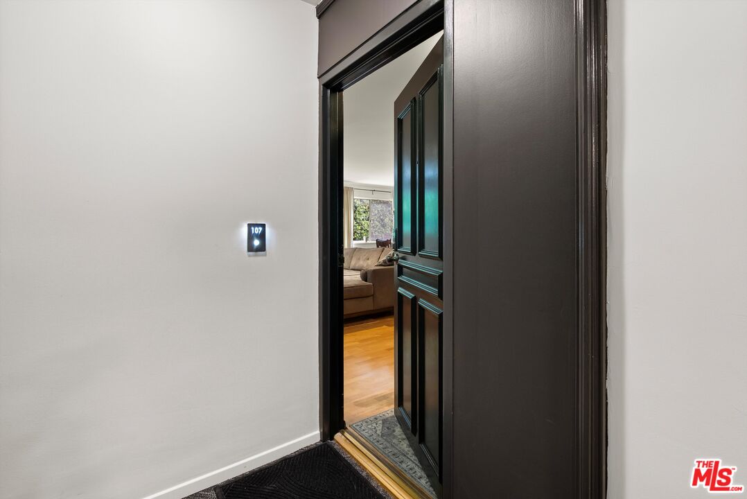 700 Westmount Dr Unit: 107