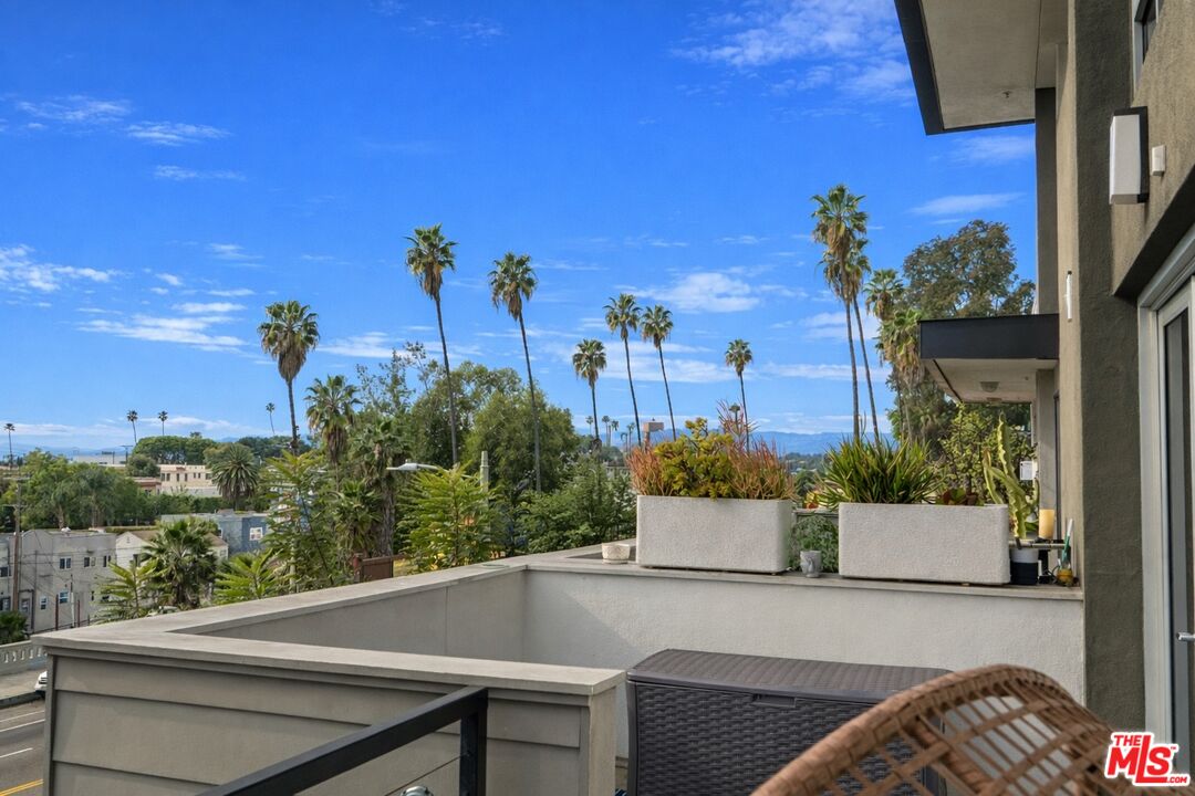 4111 W Sunset Blvd Unit: 543