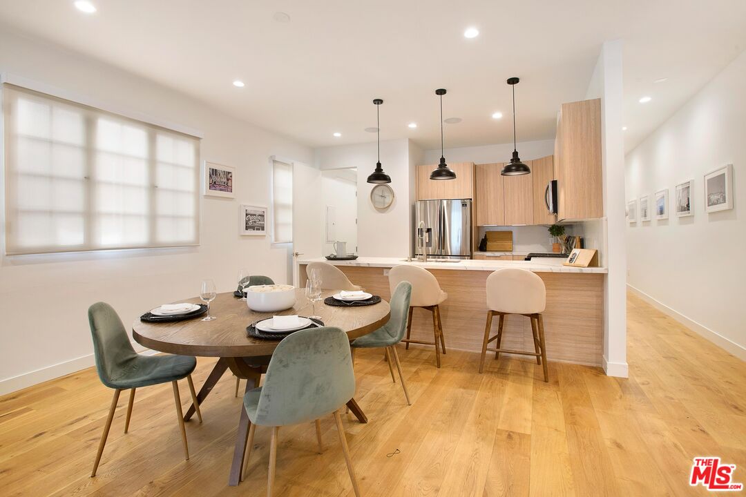 418 N Stanley Ave Unit: 420