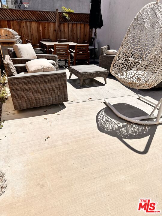 418 N Stanley Ave Unit: 420