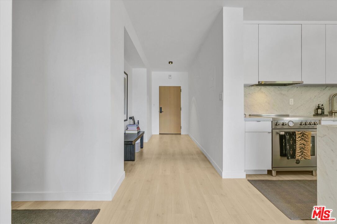 999 N Doheny Dr Unit: 312