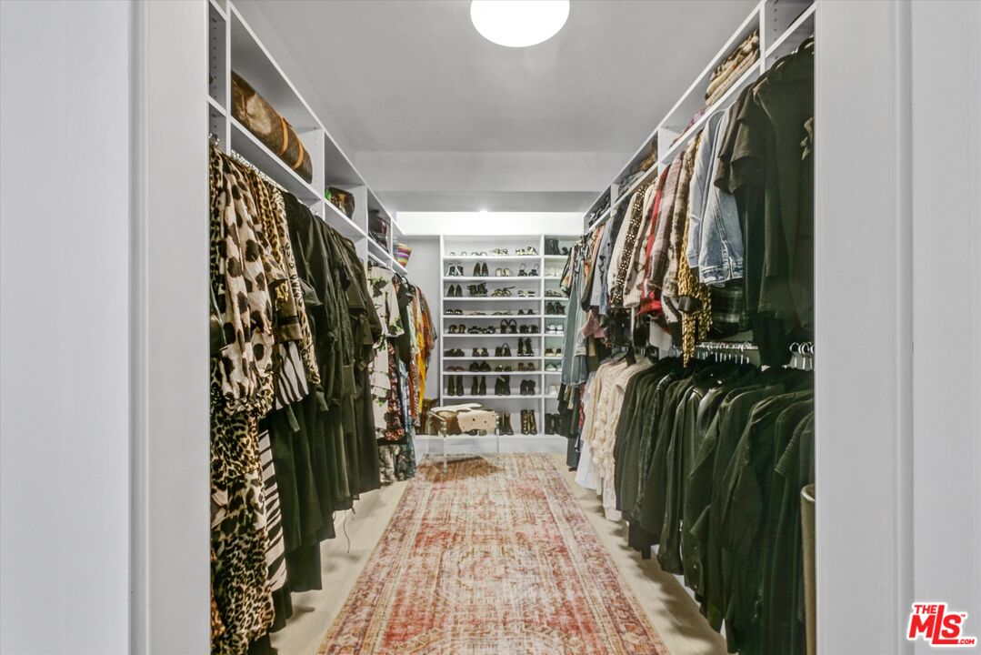 999 N Doheny Dr Unit: 312