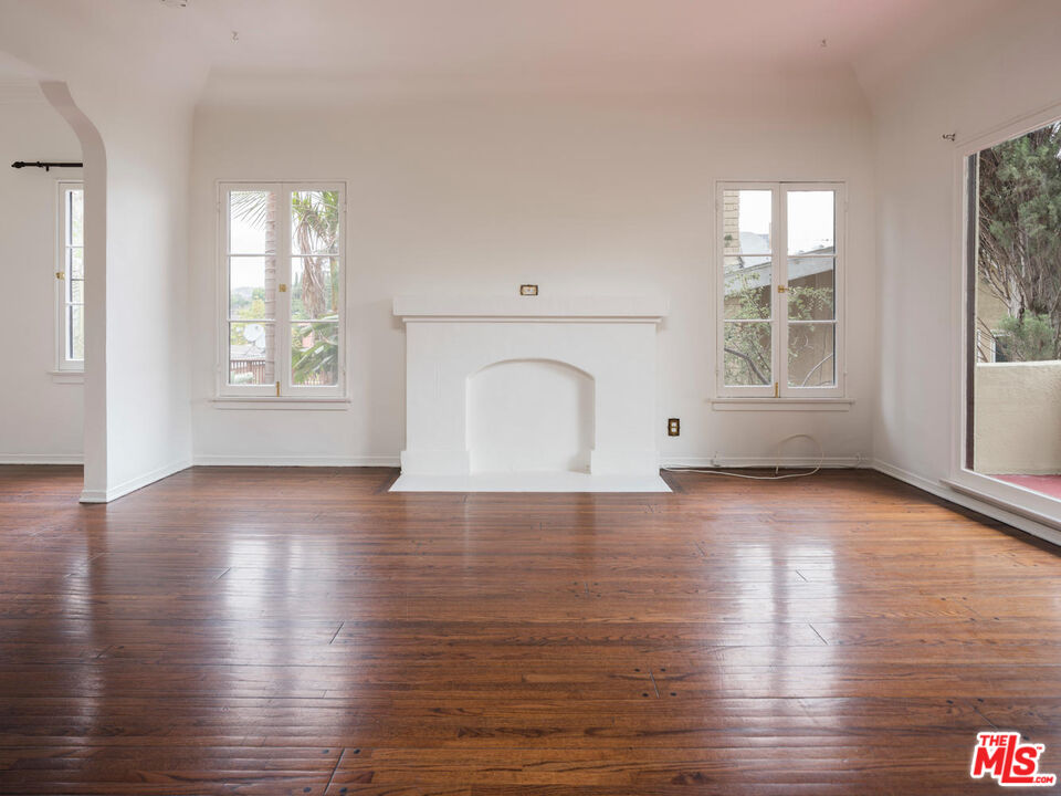 3842 Aloha St
