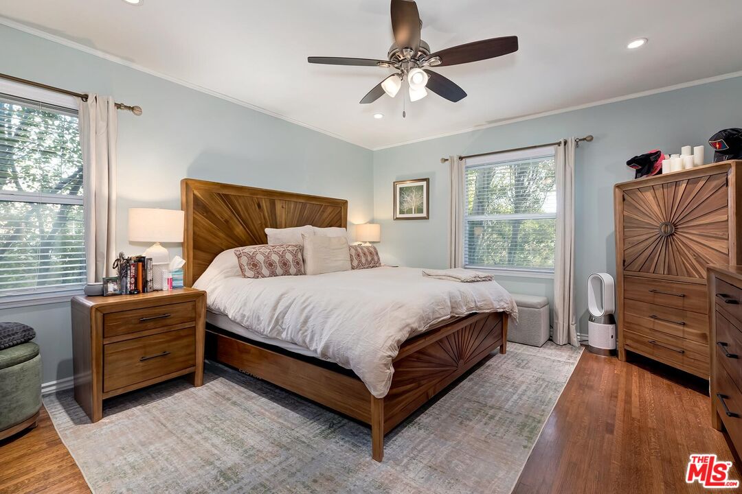 1923 S Crescent Heights Blvd