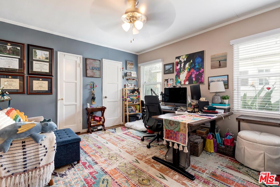 1923 S Crescent Heights Blvd