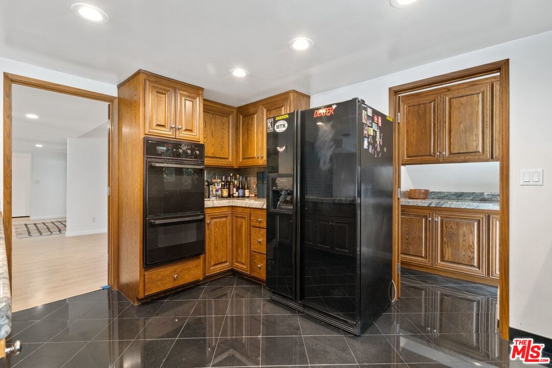 3135 CHANDELLE RD