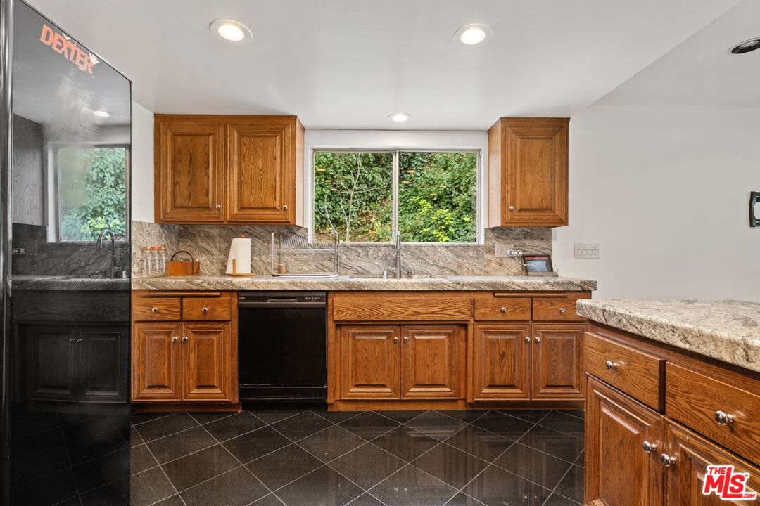 3135 CHANDELLE RD