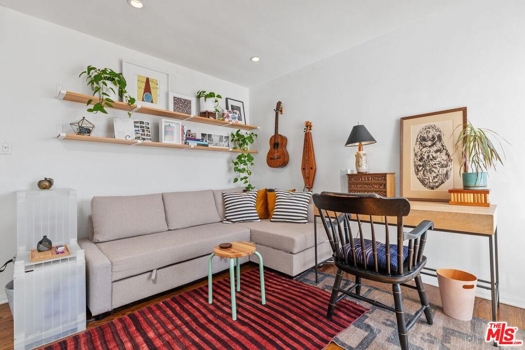 1328 Havenhurst Dr Unit: 207