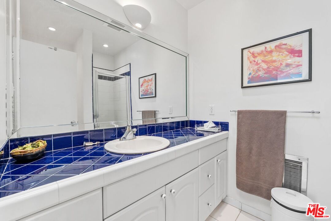 1328 Havenhurst Dr Unit: 207