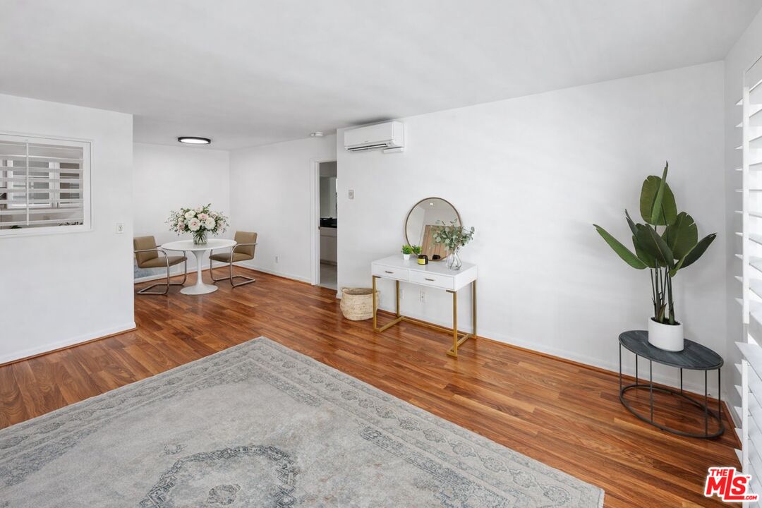 1440 23rd St Unit: 302