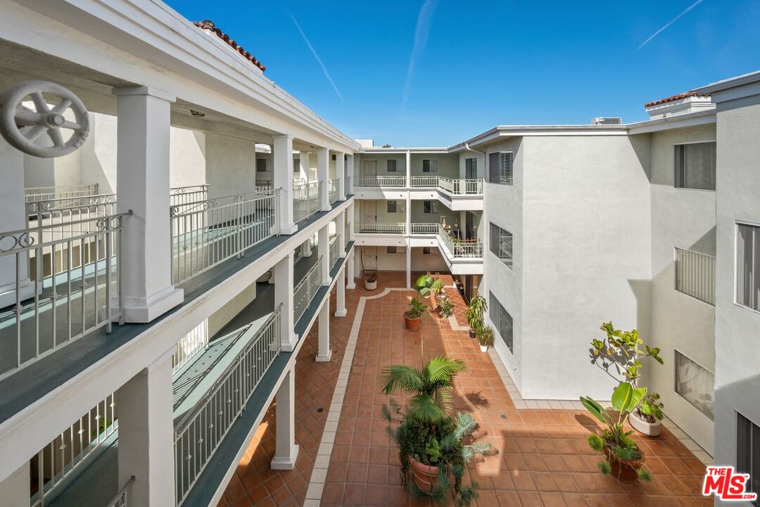 1440 23rd St Unit: 302