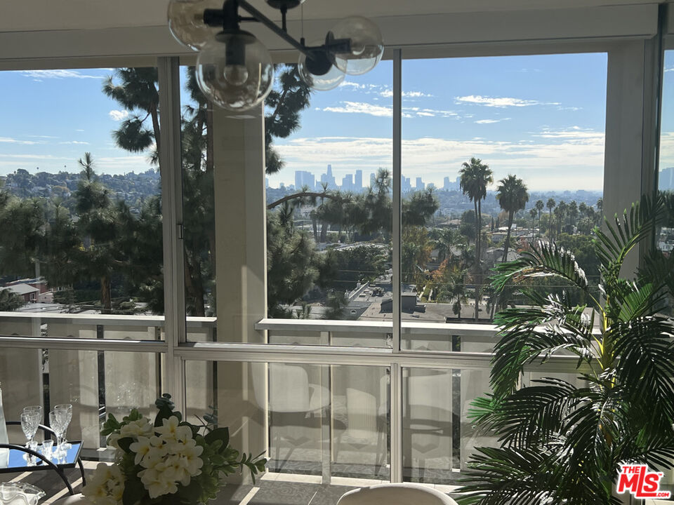 4455 Los Feliz Blvd Unit: 703
