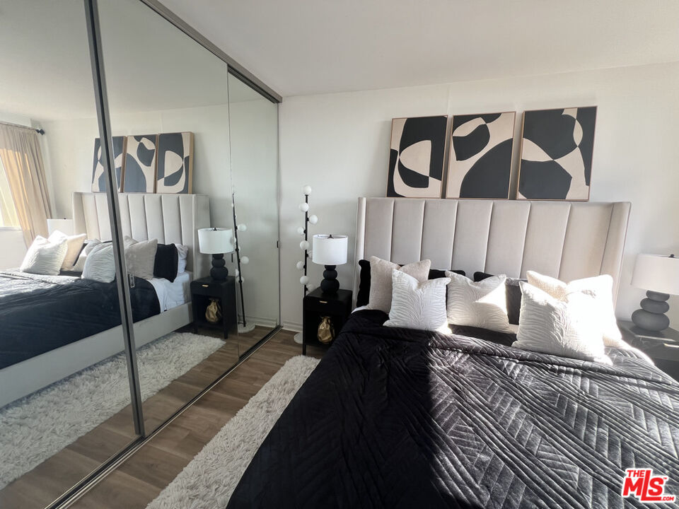 4455 Los Feliz Blvd Unit: 703