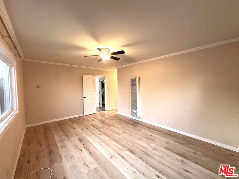 2027 Euclid St Unit: A