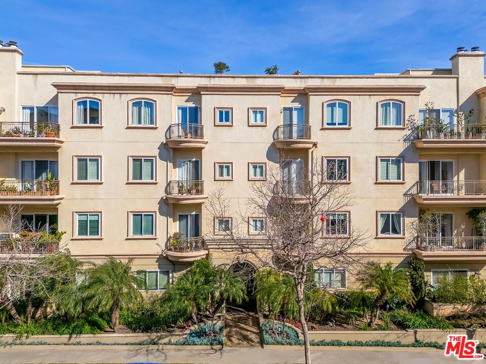 132 S Maple Dr Unit: 101