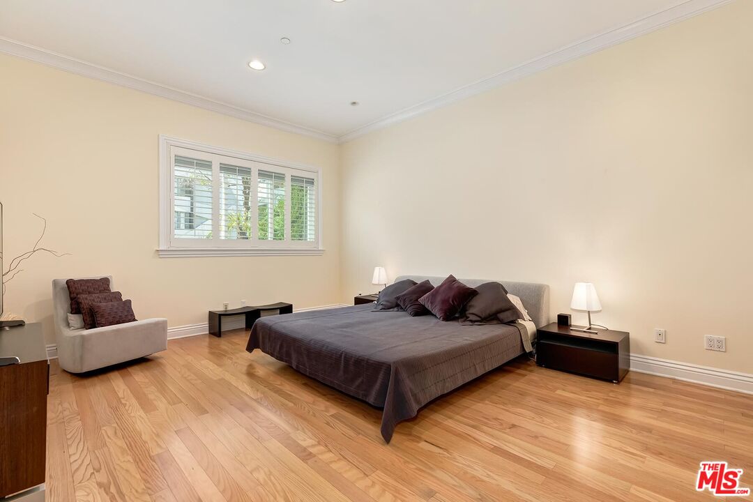 132 S Maple Dr Unit: 101