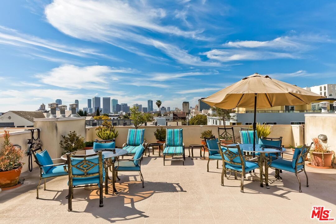 132 S Maple Dr Unit: 101