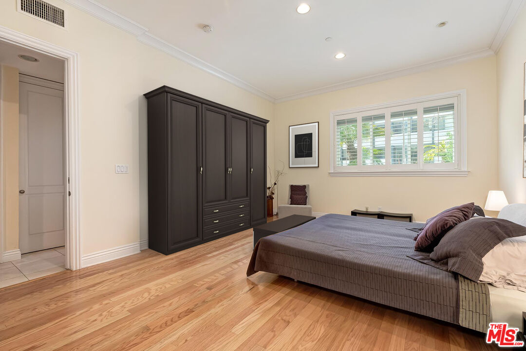 132 S Maple Dr Unit: 101