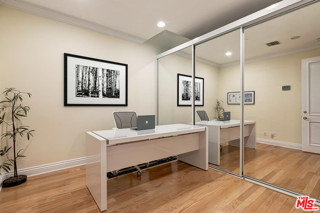 132 S Maple Dr Unit: 101