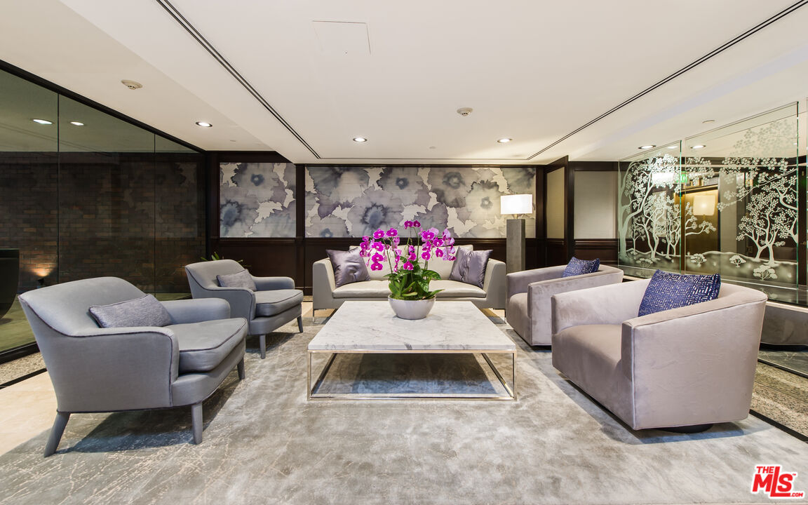 200 N Swall Dr Unit: 553